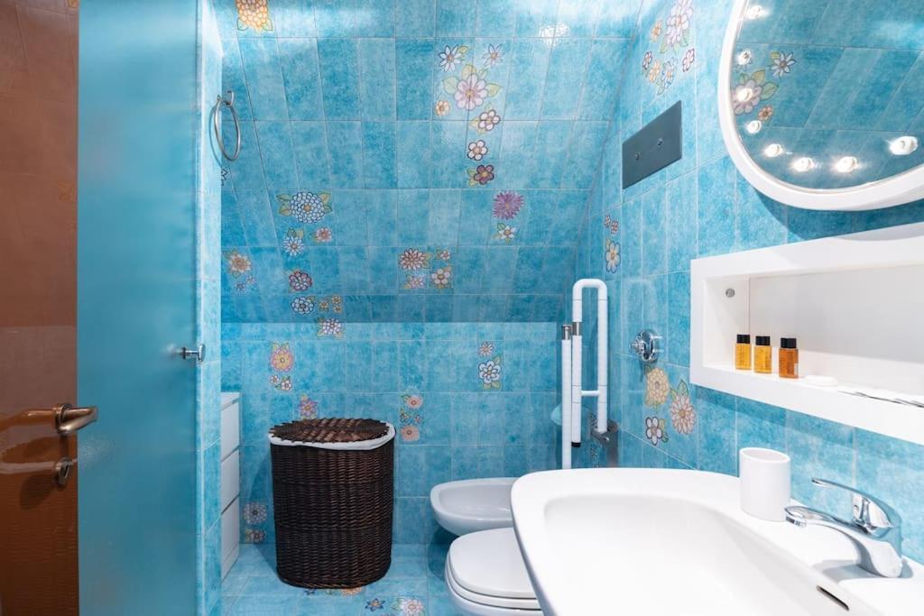 Attico Di Lusso Con Terrazzo A 10 Minuti Dal Duomo Apartment *